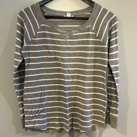 A Pea in the Pod STRIPED gray ribbed pullover - Picture 3 of 7